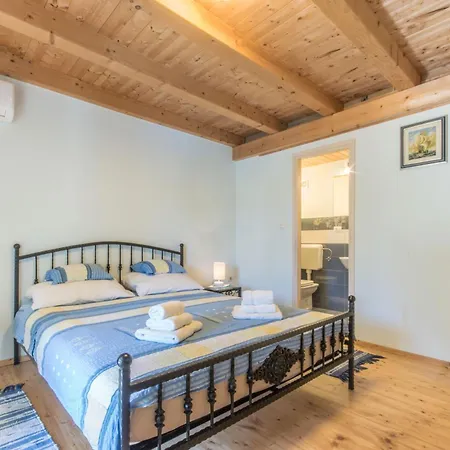 度假居 Lord House, A Fenced Garden & Pool Villa, Ideal For Groups Gradisce (Istria)