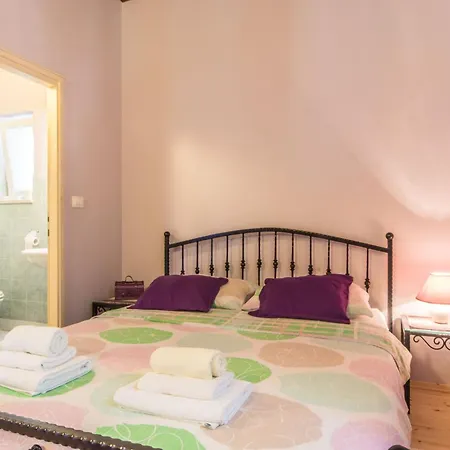 Lord House, A Fenced Garden & Pool Villa, Ideal For Groups *